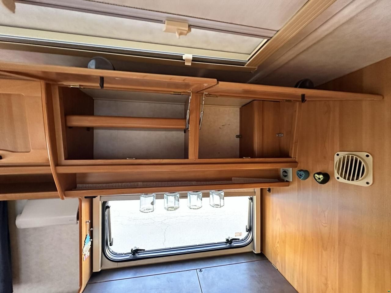 Hymer Eriba Nova 532