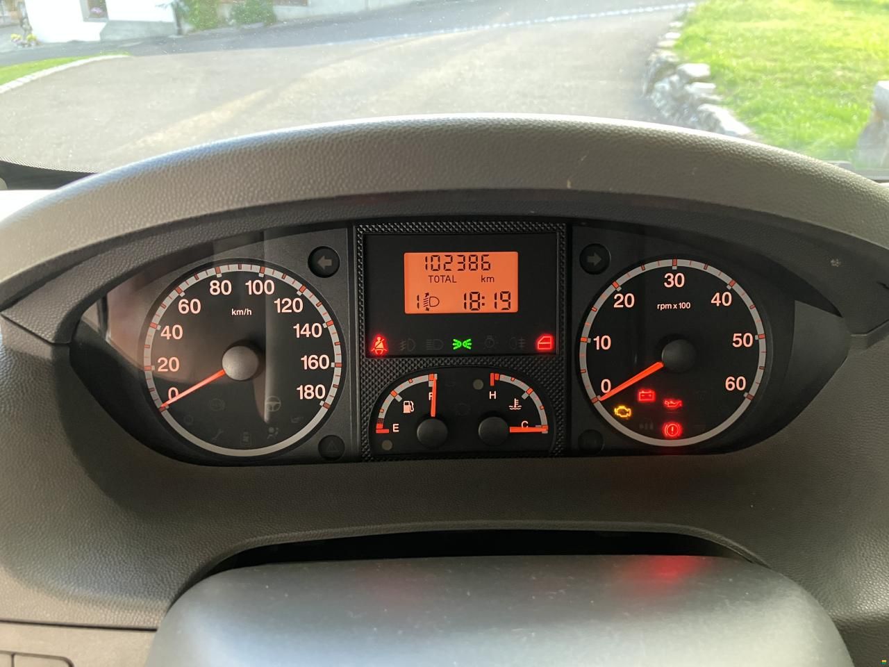 Eura Mobil TA570HS