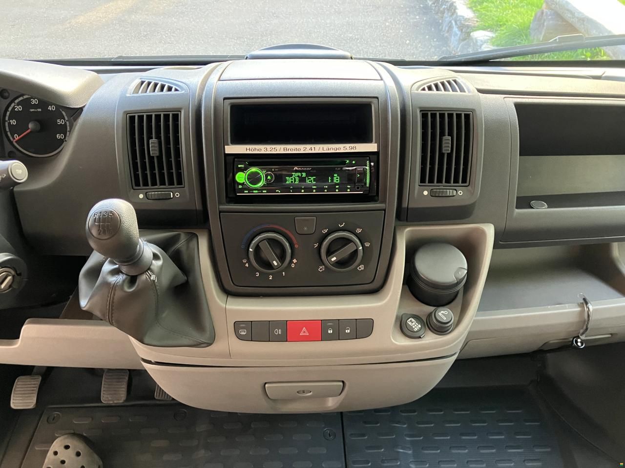 Eura Mobil TA570HS