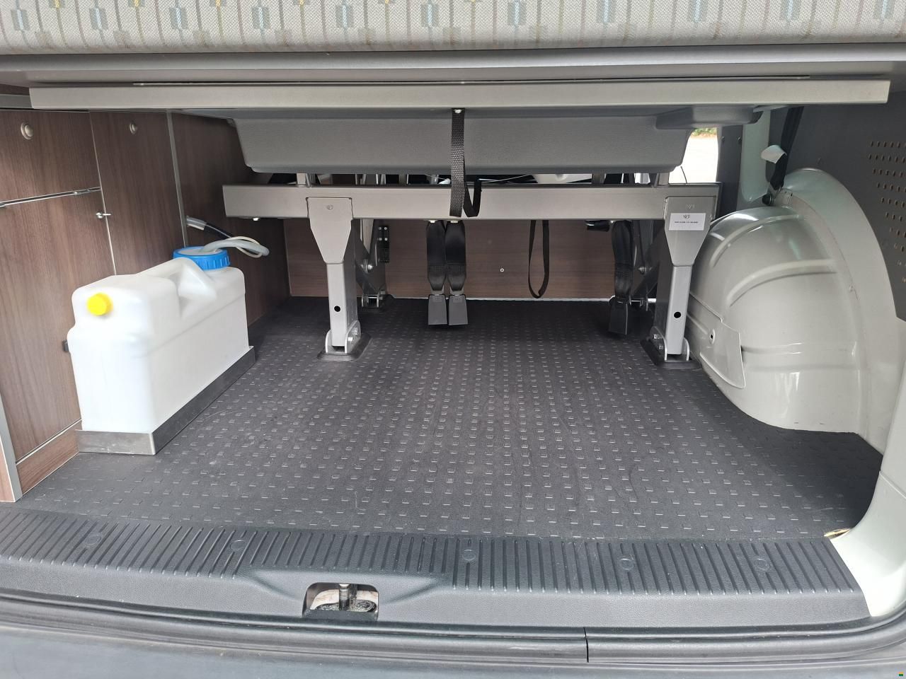 Volkswagen T5.1 MAREMONTI COMFORT CAMPER 5SITZE