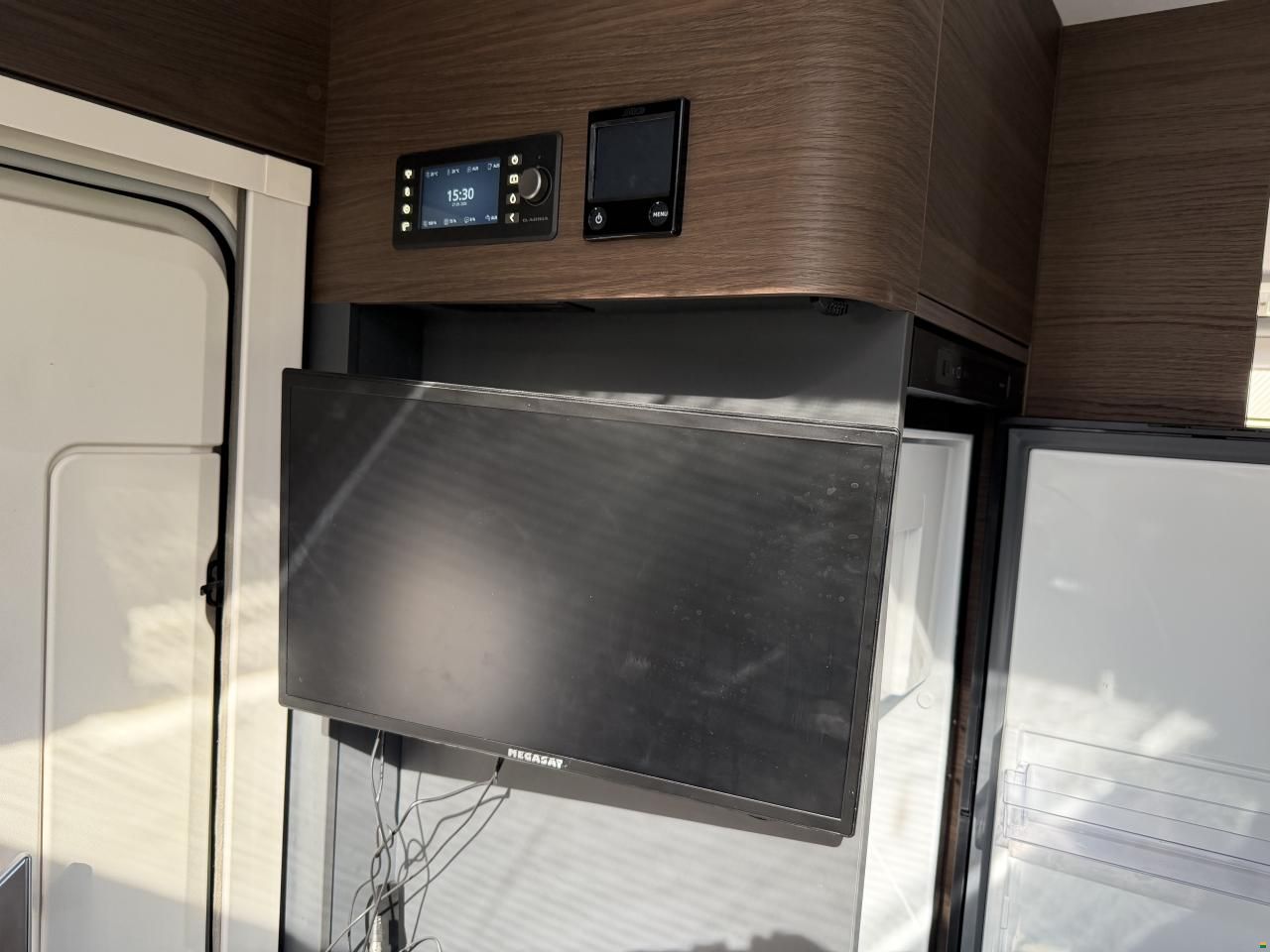 Adria CORAL SUPREME - MB 670 DL