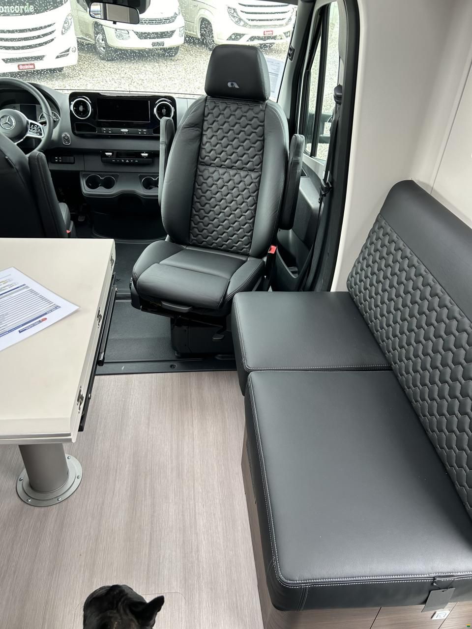 Adria CORAL SUPREME - MB 670 DL
