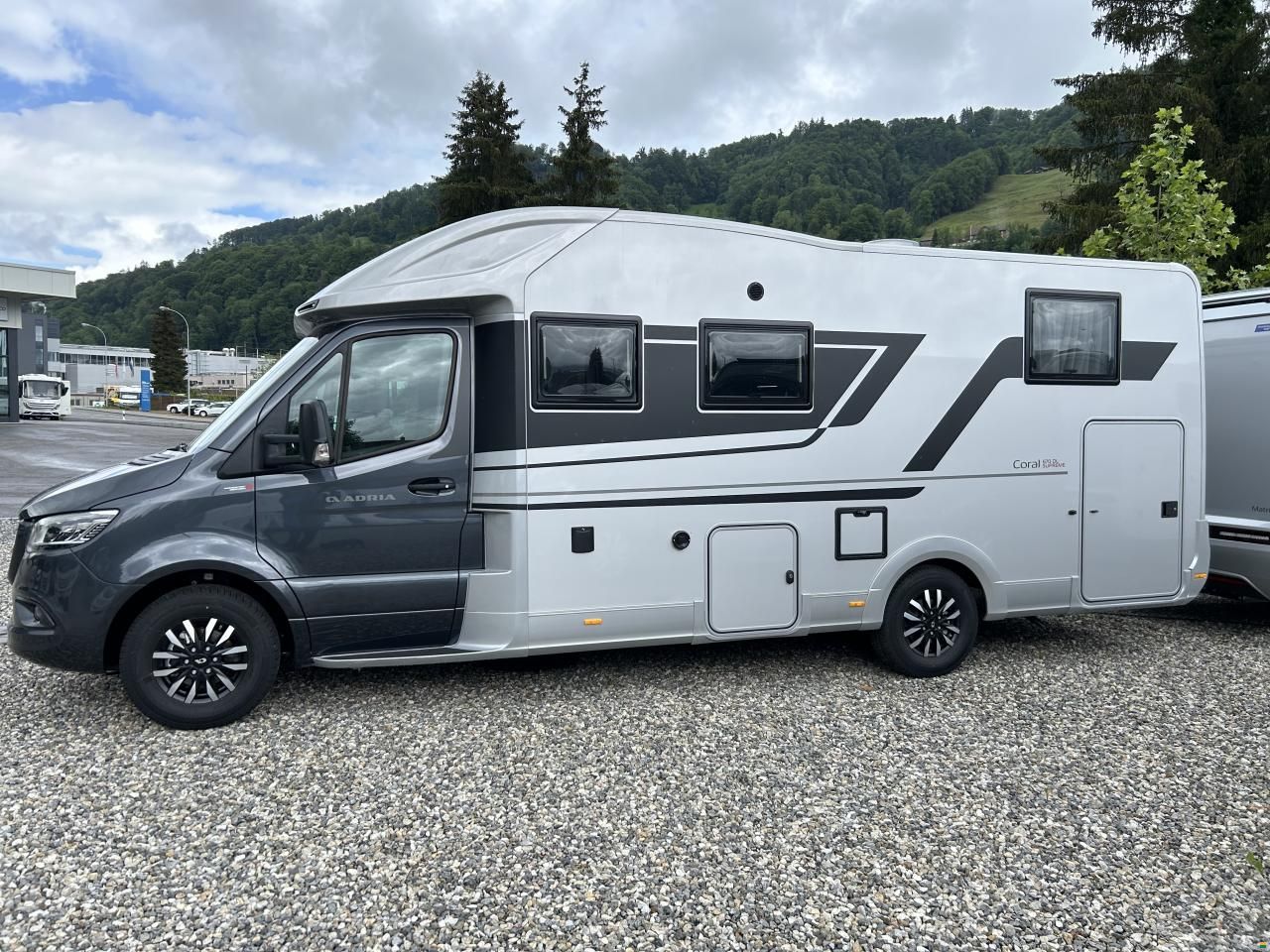 Adria CORAL SUPREME - MB 670 DL