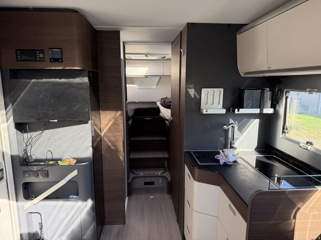 Adria CORAL SUPREME - MB 670 DL