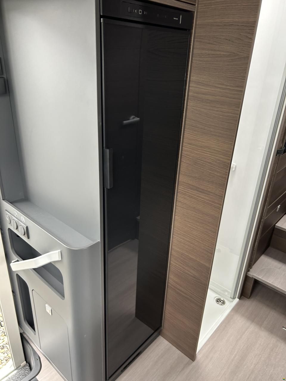 Adria CORAL SUPREME - MB 670 DL