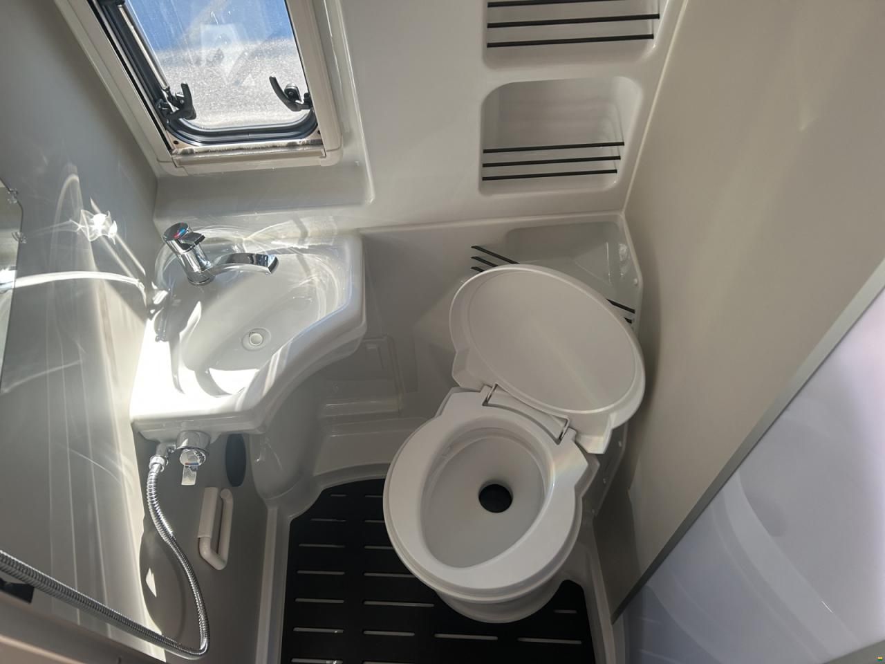 Westfalia Columbus 600E 2.2D 8G