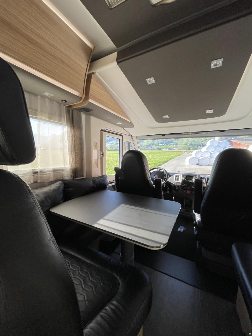 Adria Sonic 700SL Plus