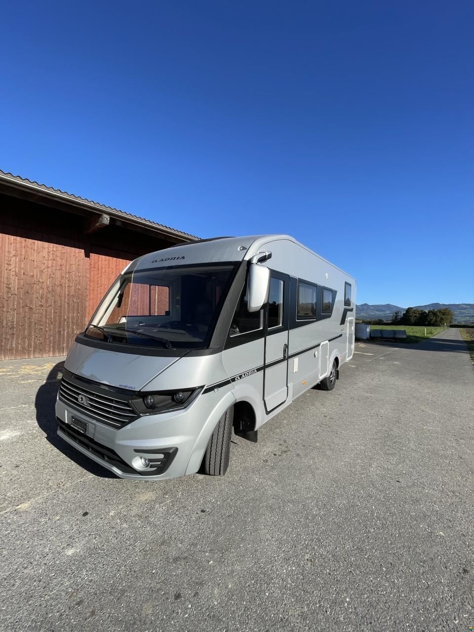 Adria Sonic 700SL Plus