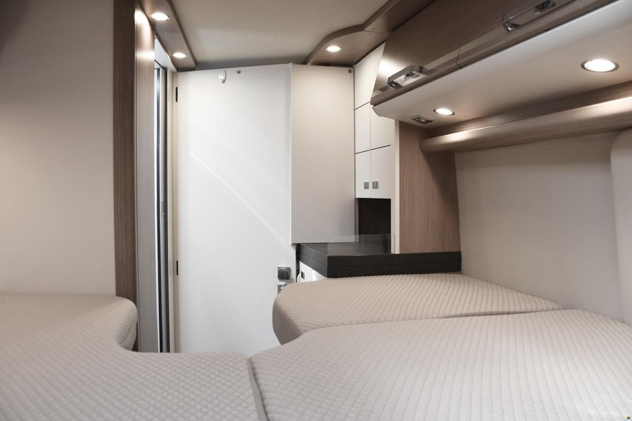 Malibu CARTHAGO VAN 640 LE RB CHARMING AUTOMAT