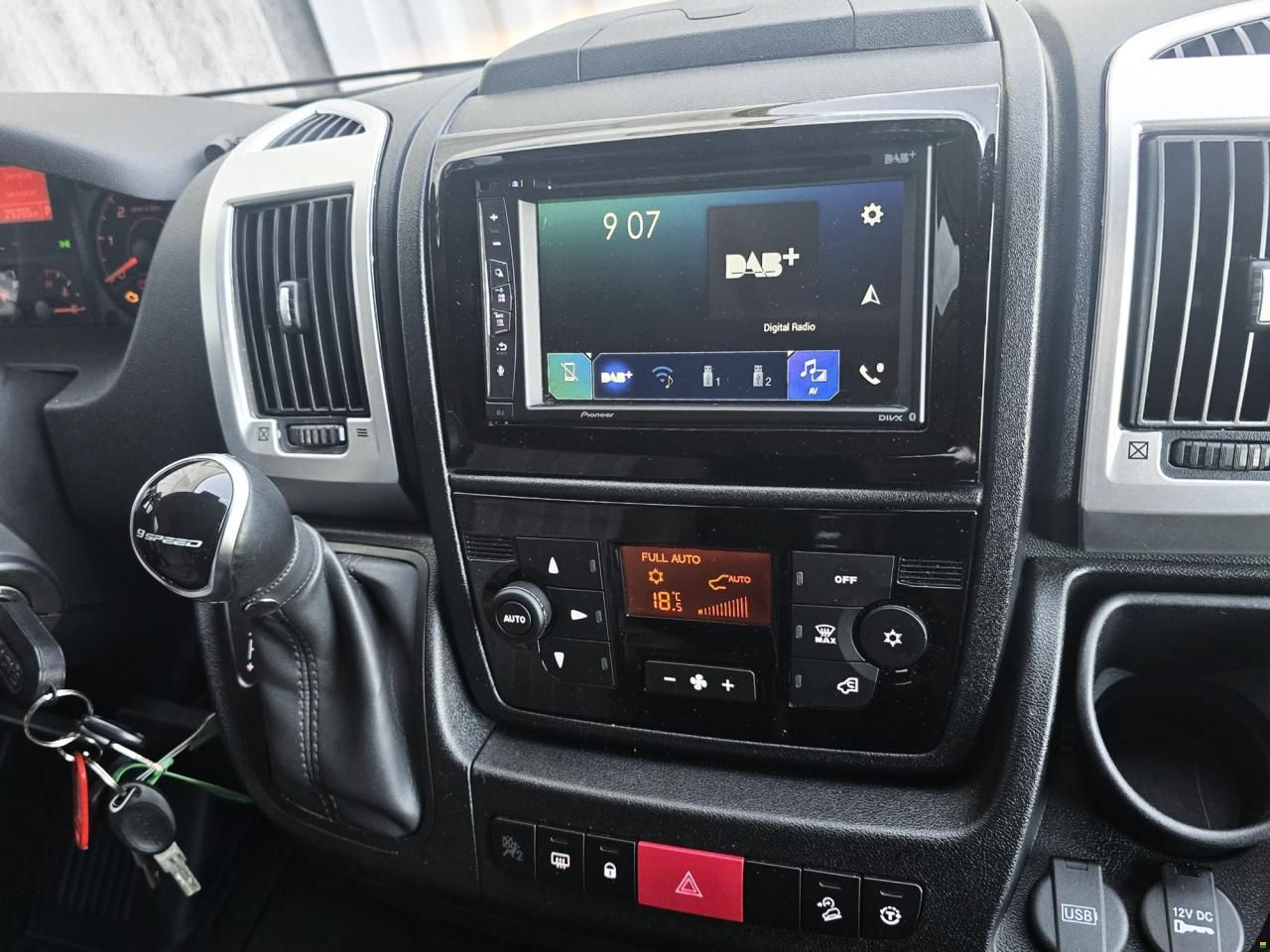 Malibu CARTHAGO VAN 640 LE RB CHARMING AUTOMAT