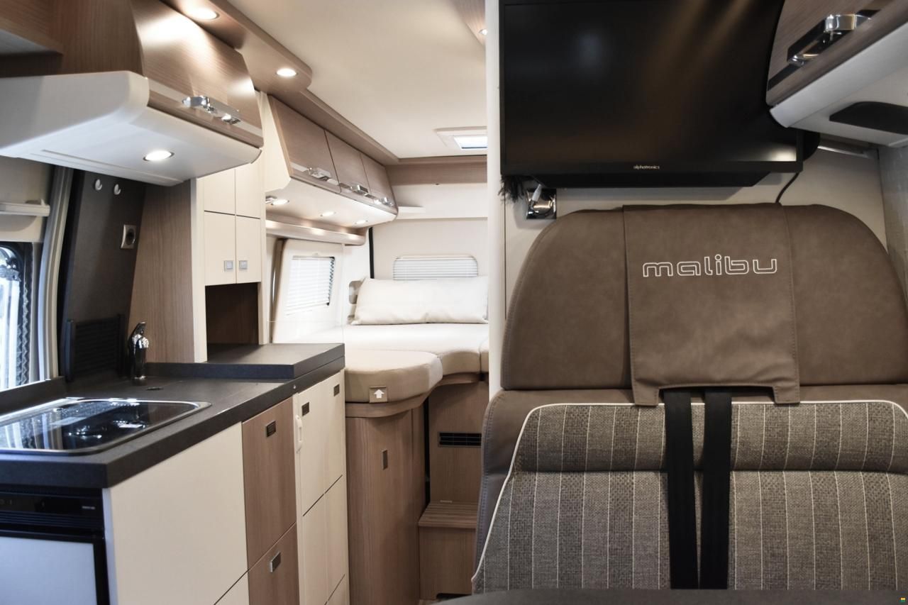 Malibu CARTHAGO VAN 640 LE RB CHARMING AUTOMAT