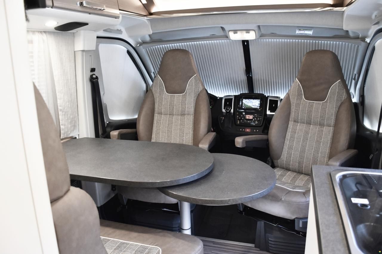 Carthago MALIBU VAN 640 LE RB CHARMING AUTOMAT