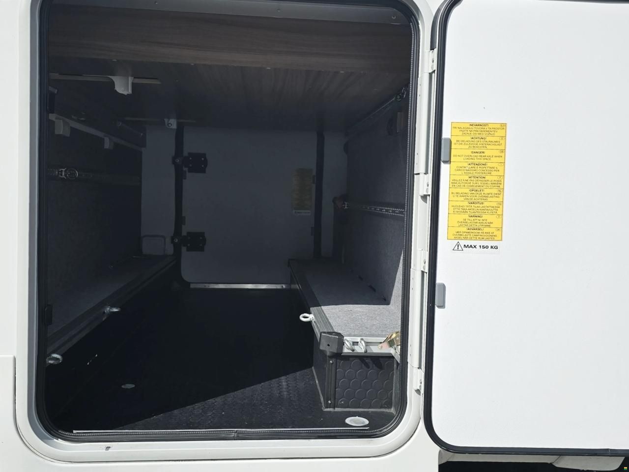Adria MATRIX 600 SC PLUS 2.3 MJ 160 AUTOMAT