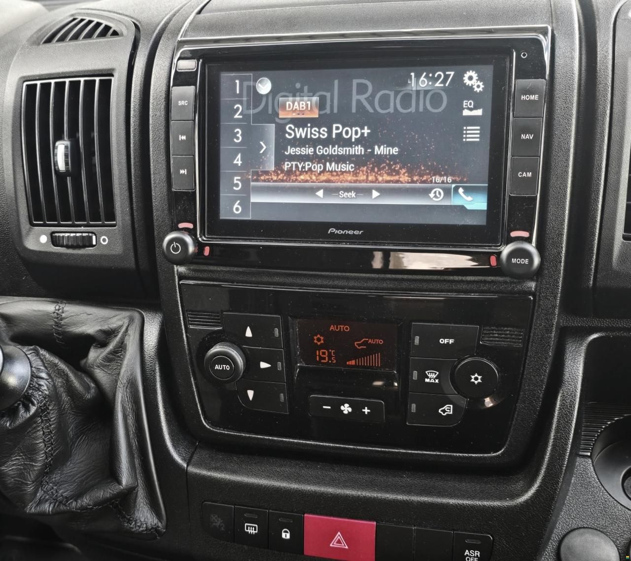 Knaus VAN TI 650 MEG PLATINUM SELECTION 2.0