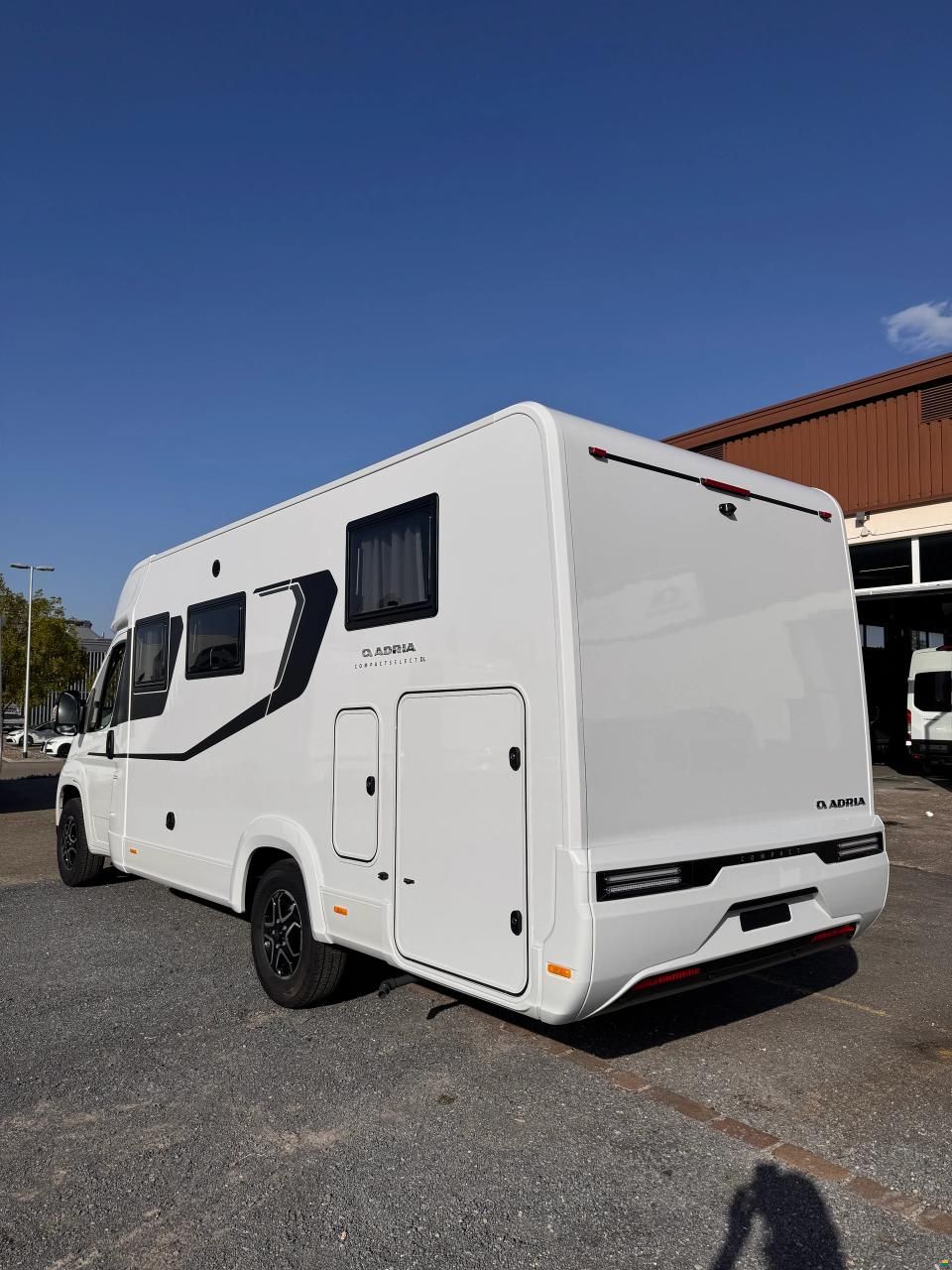 Adria COMPACT SELECT DL