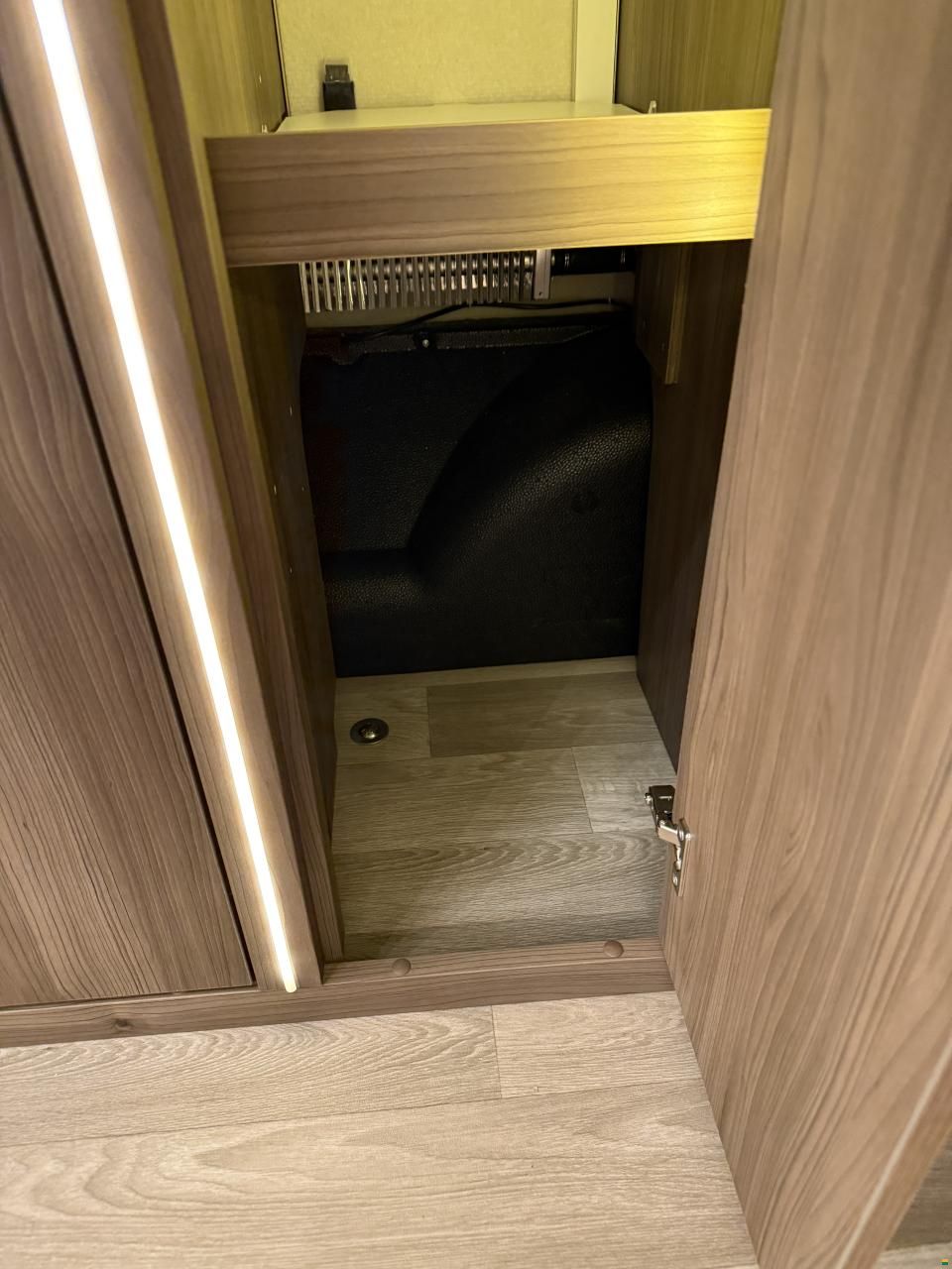 Kabe Royal 630 TDL KS E2