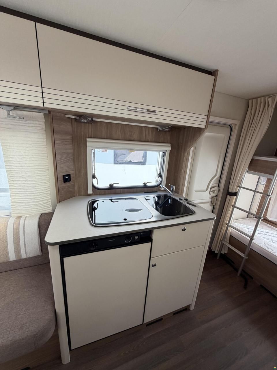 B&uuml;rstner Premio Life 490 TK