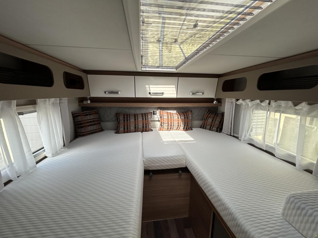 Weinsberg CaraCompact MB640 MEG Pepper Edition OWN