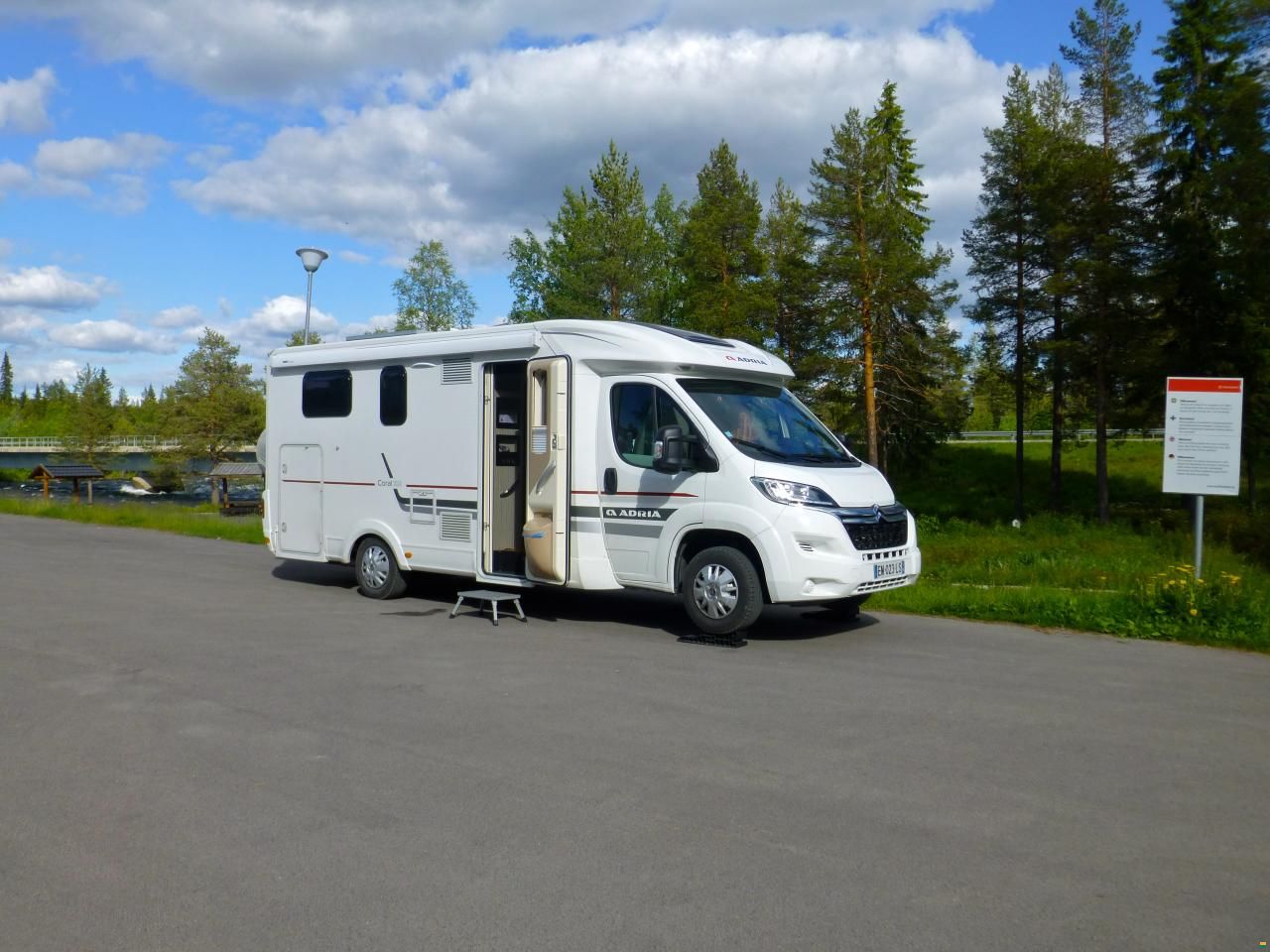 Adria Coral 600 SC Axess