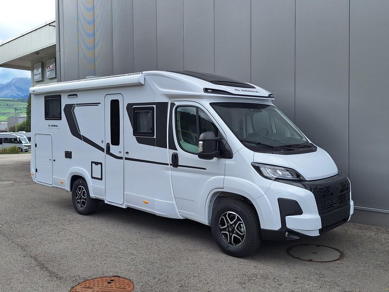 Adria Compact Select DL
