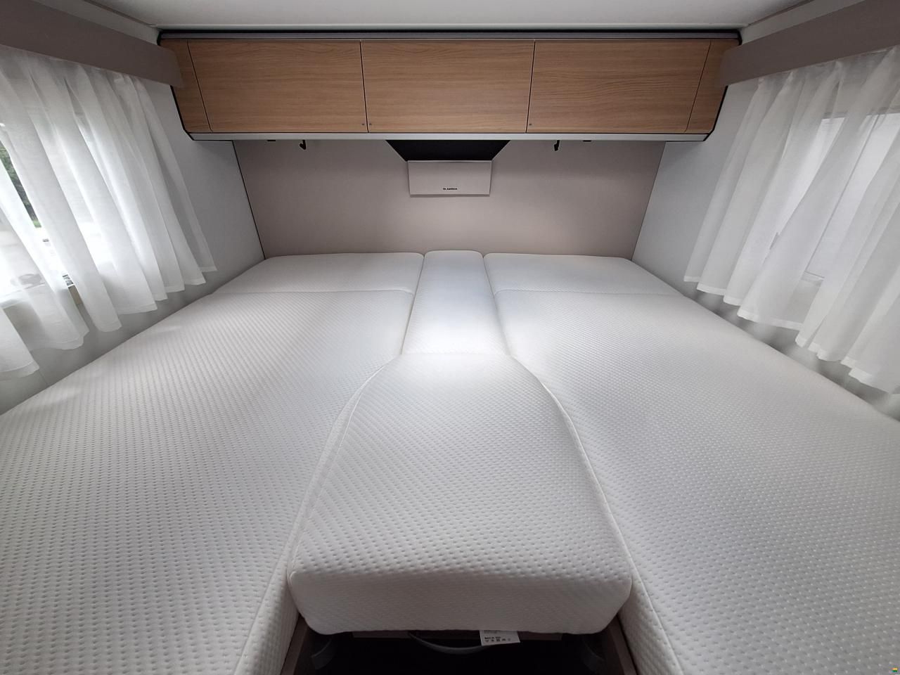 Adria Compact Select DL
