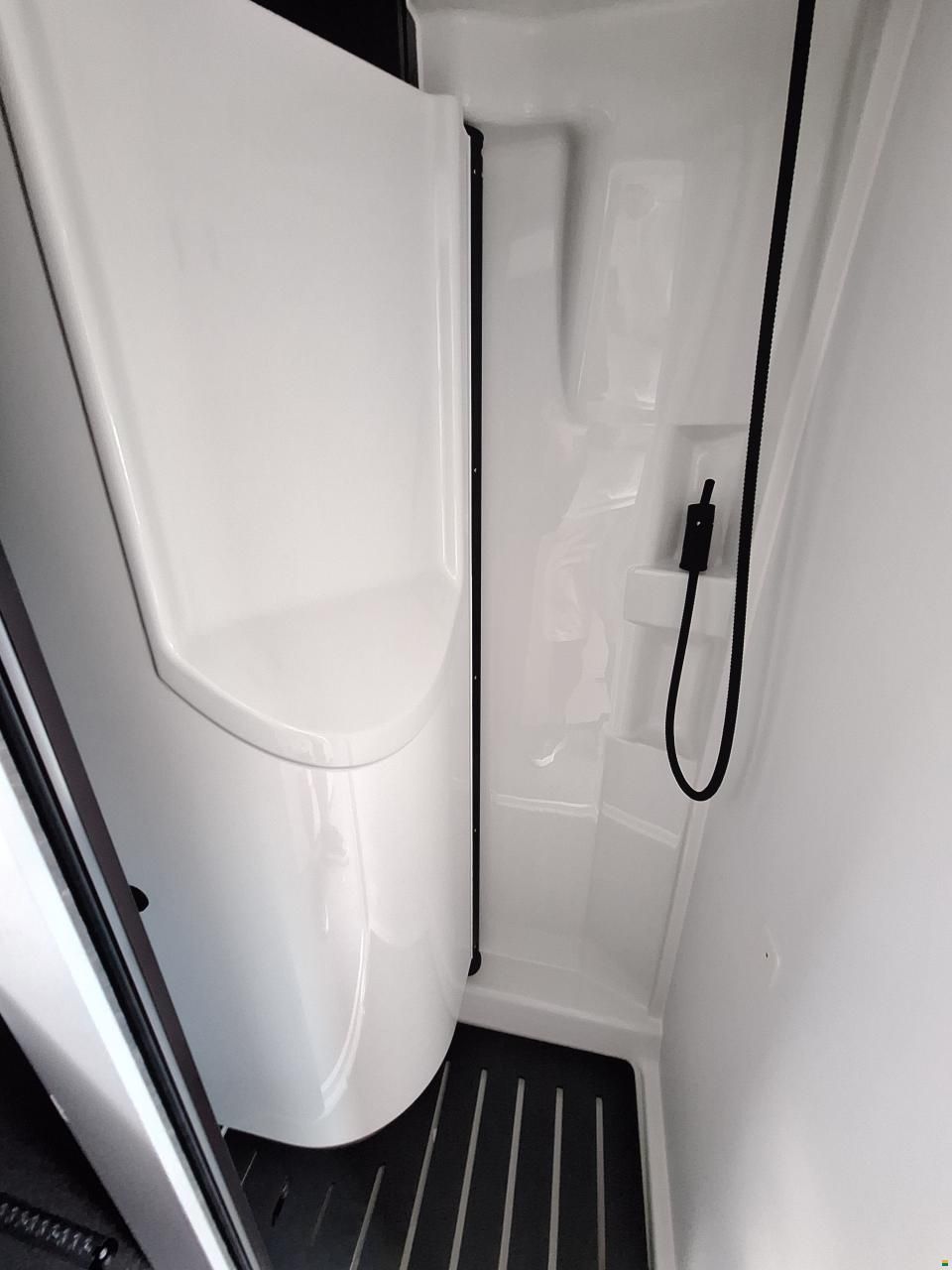 Adria Twin Supreme 640 SGX