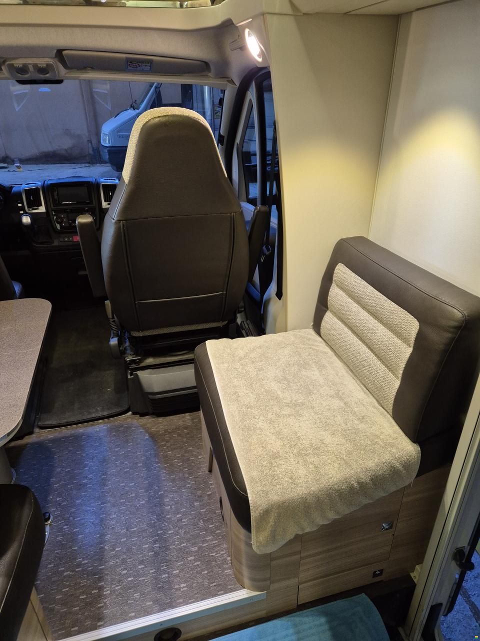 Adria Coral Plus S 670 SL