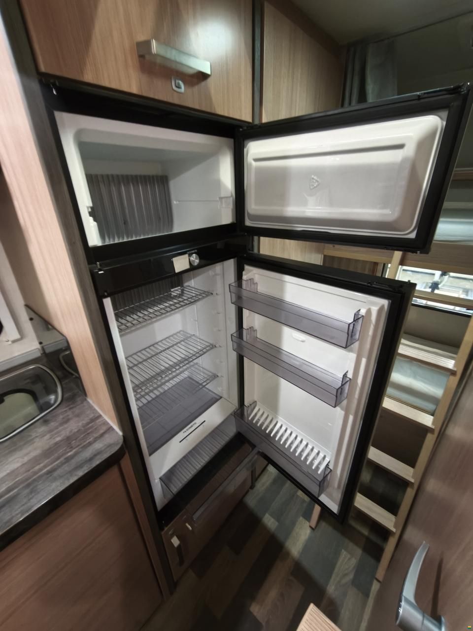 Knaus Sky Traveller 600 DKG