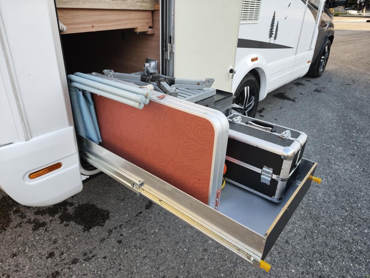 Knaus Sky Traveller 600 DKG