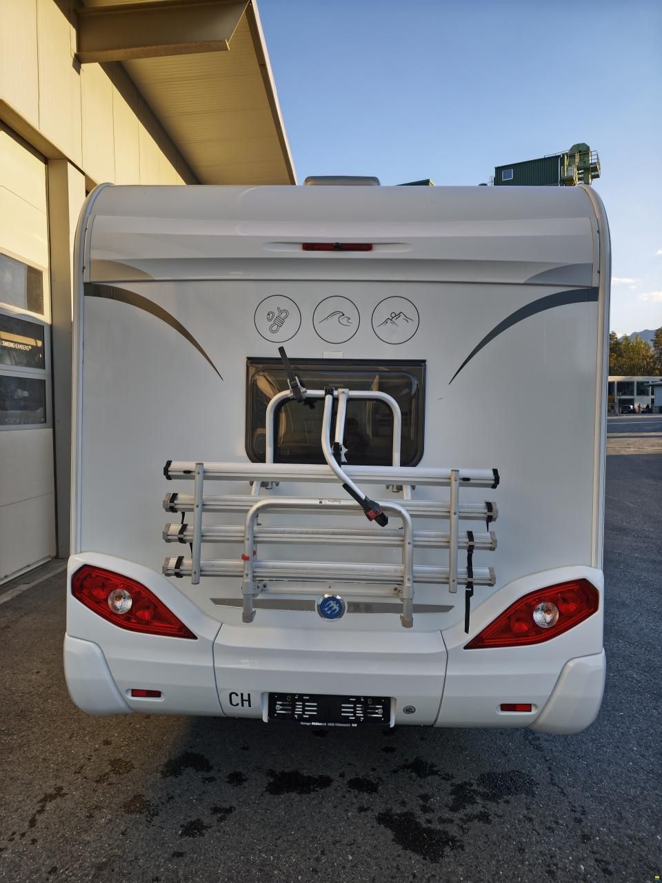 Knaus Sky Traveller 600 DKG