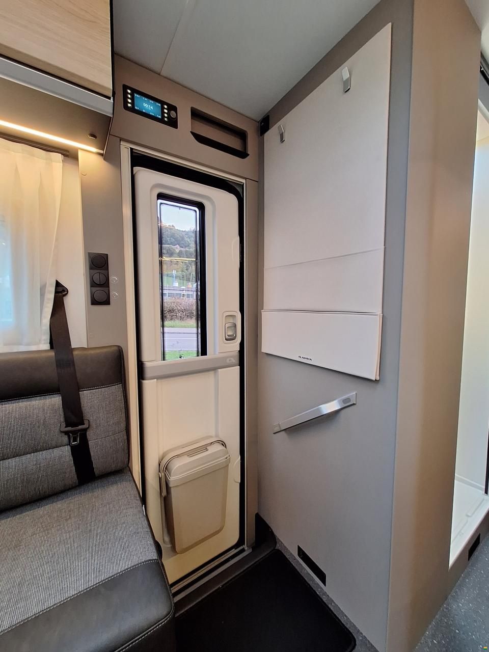 Adria Compact Select DL