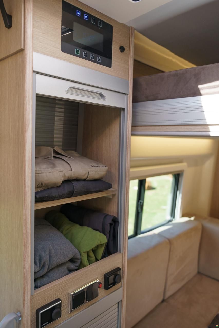 Bunkervan Forested 4x4