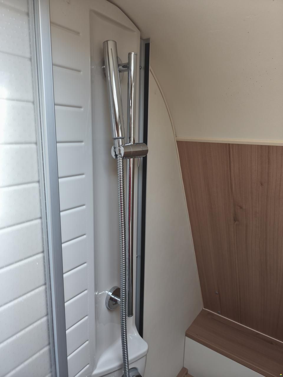 B&uuml;rstner Averso 450 TS