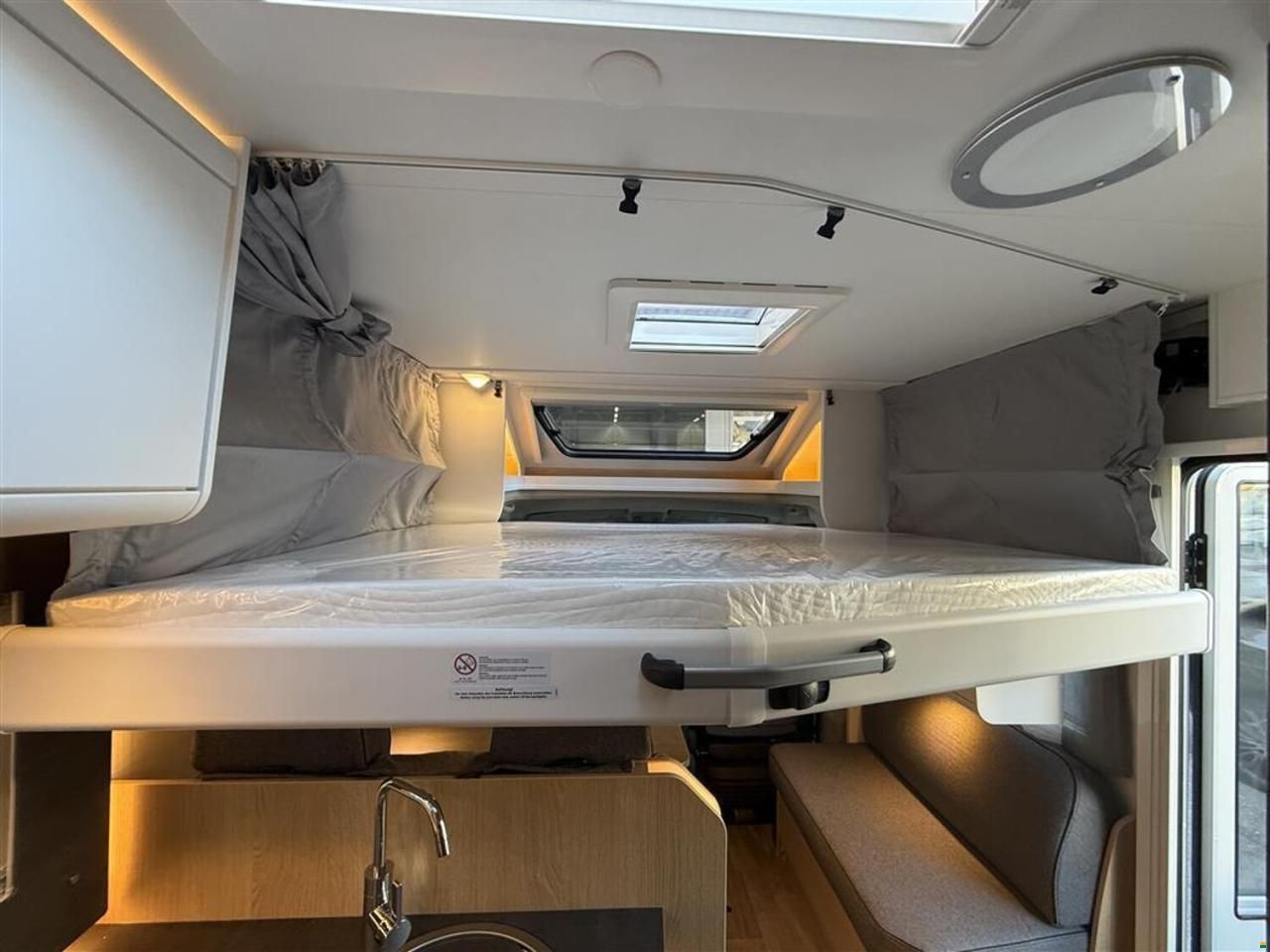 Sunlight Adventure T 67