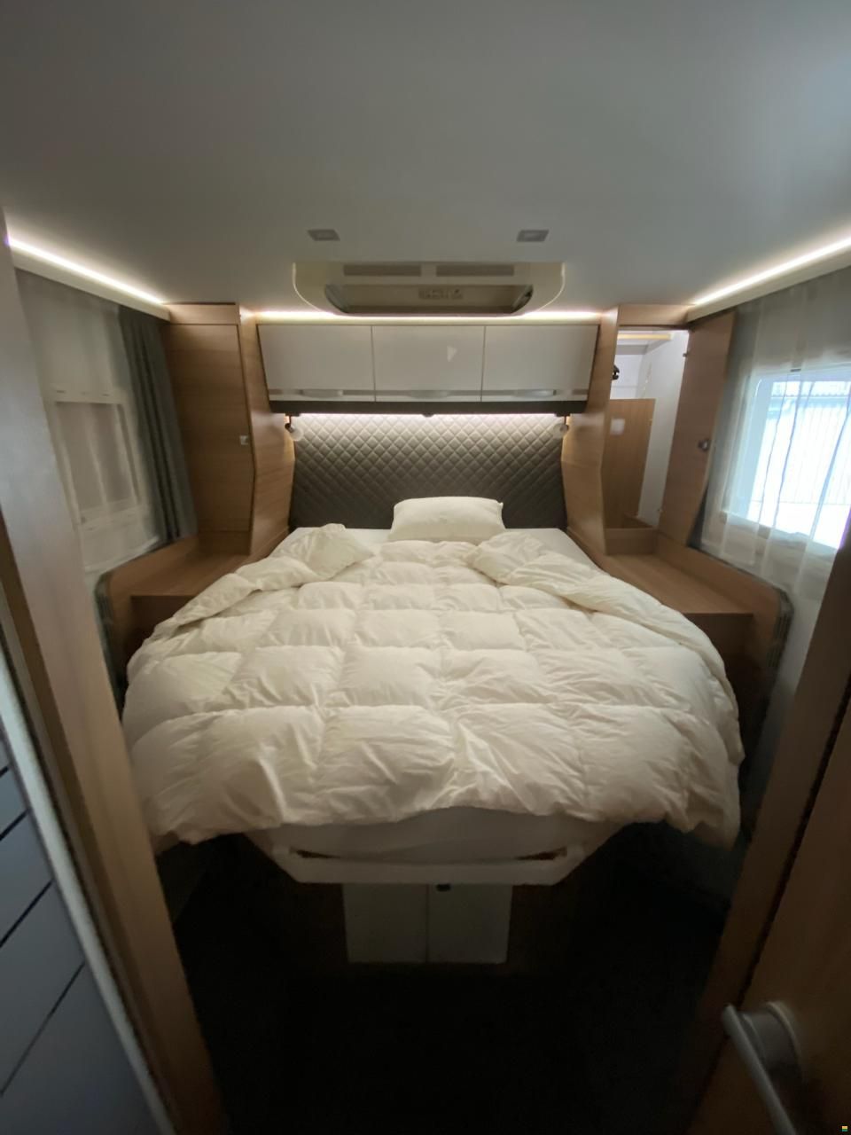 Adria Coral Supreme 670 DC