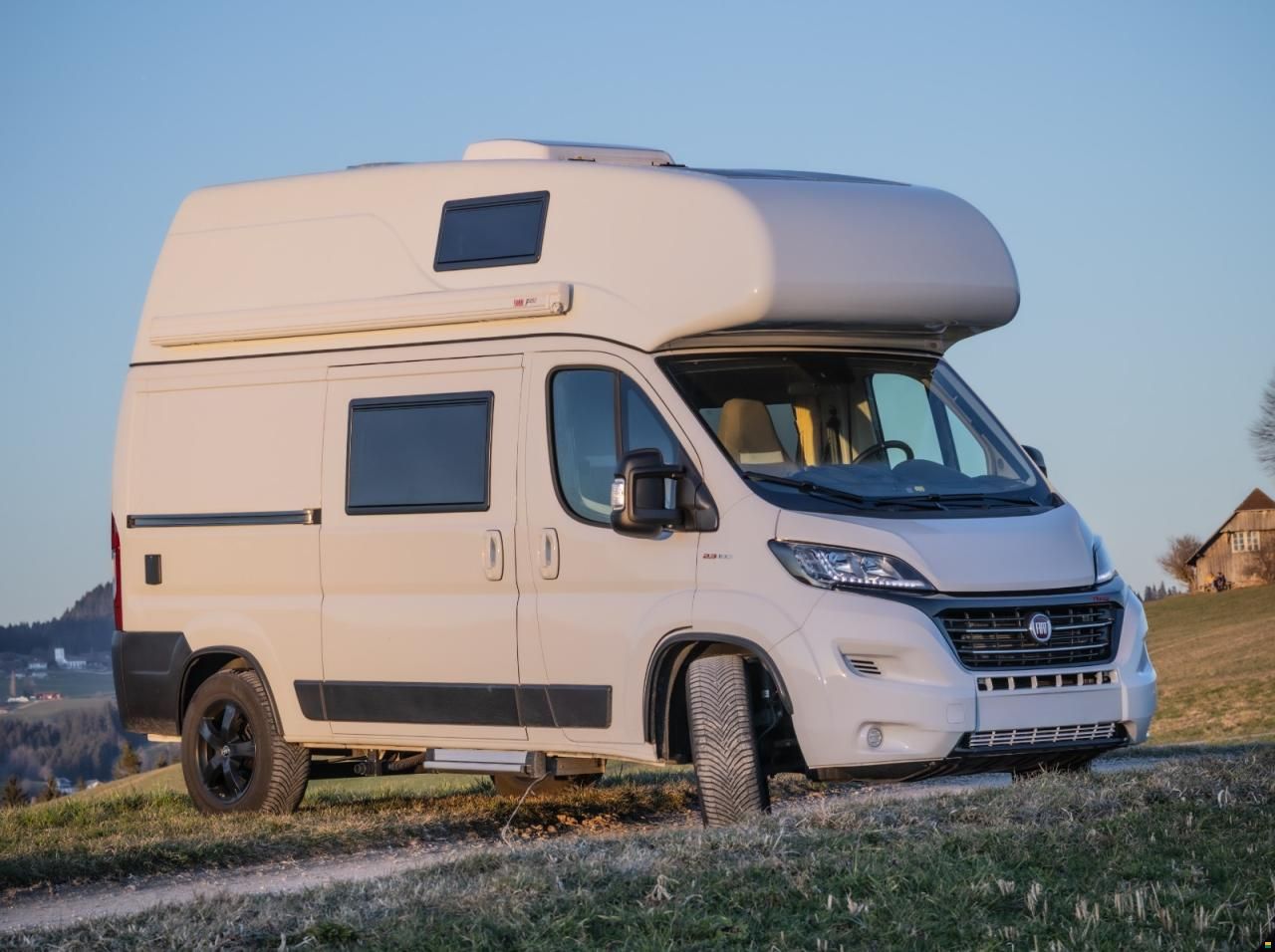 Pössl Vario 545