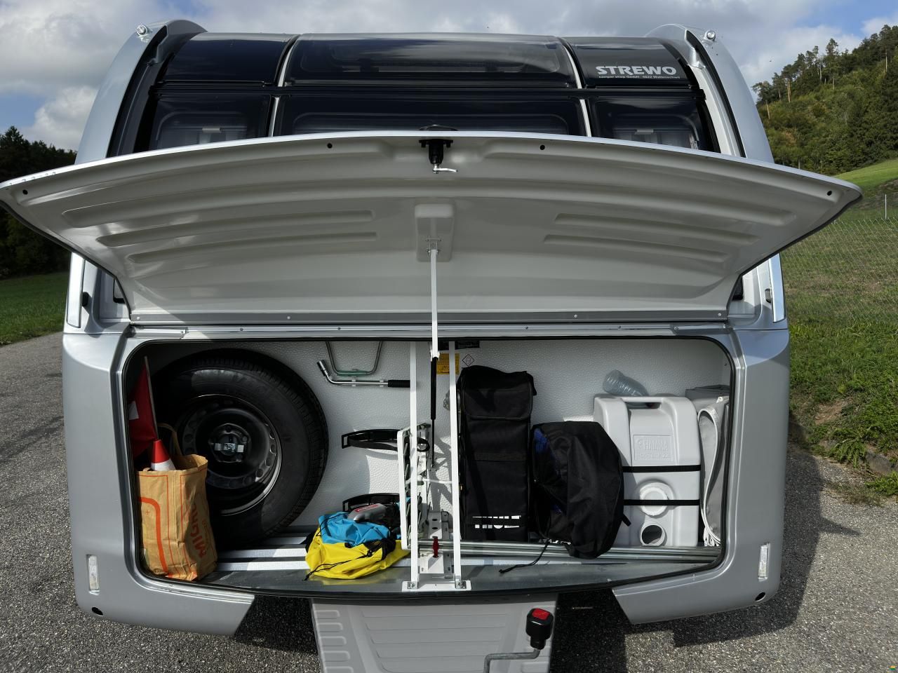 Adria Adora 572 UT Oxford Edition
