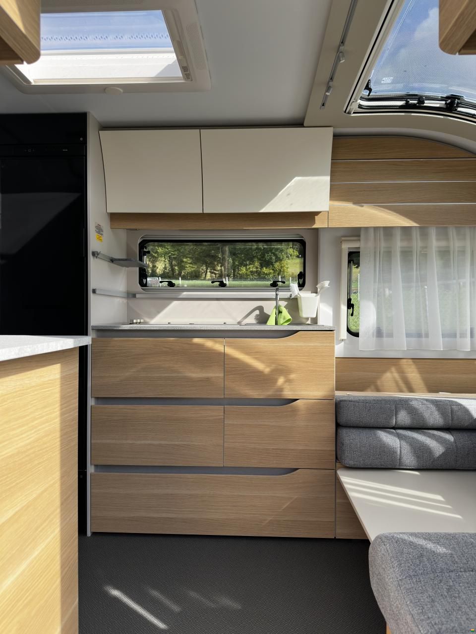 Adria Adora 572 UT Oxford Edition