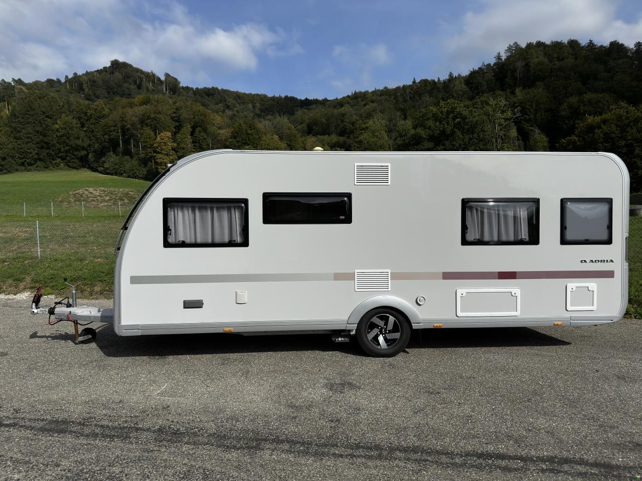 Adria Adora 572 UT Oxford Edition