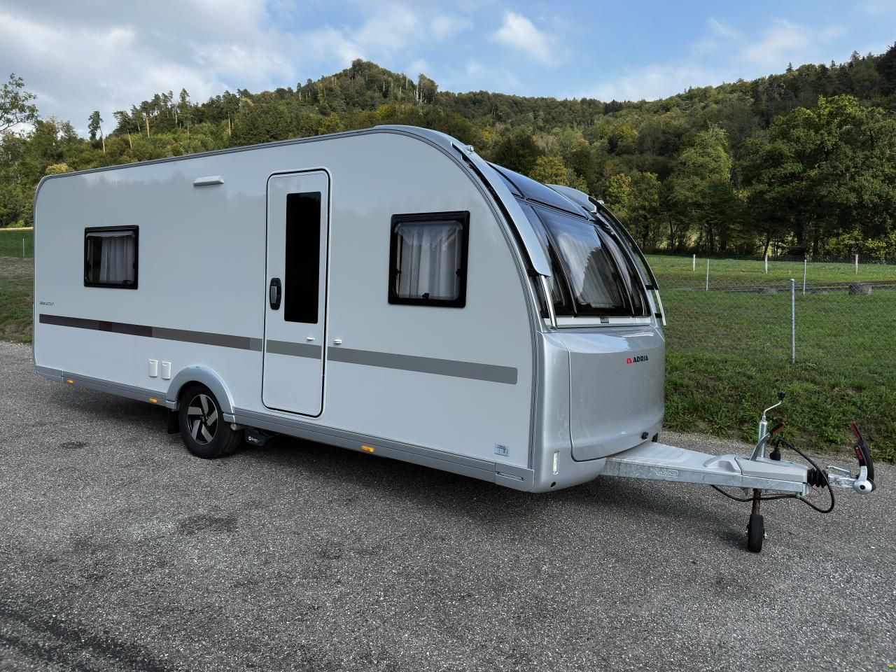 Adria Adora 572 UT Oxford Edition