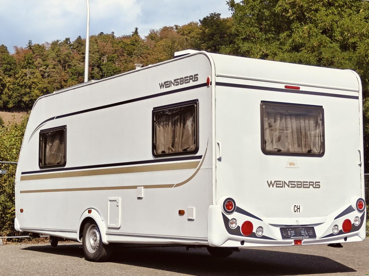 Weinsberg KWE/4 - Längsbett - Klimaanlage