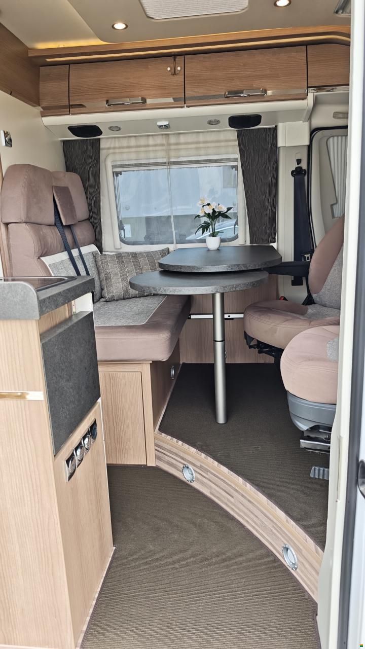 Malibu Carthago Van Charming 640GT