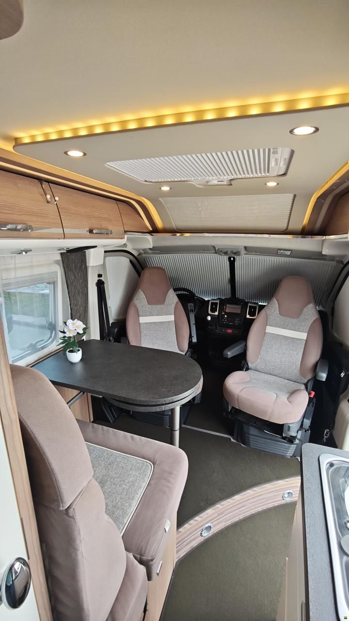 Malibu Carthago Van Charming 640GT