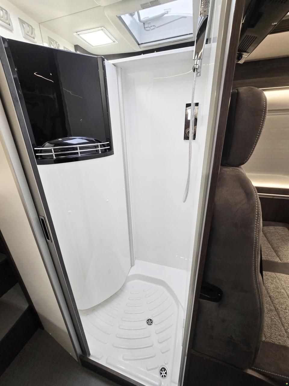 Pössl SUMMIT 640 PRIME 2.2 AUTOMAT 160MJ