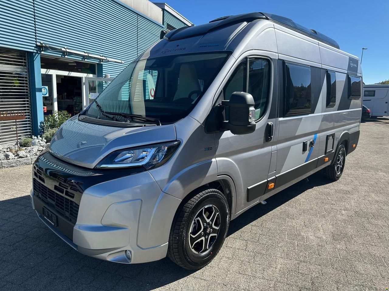 Sun Living V 65GX TP 20ED Special Edition