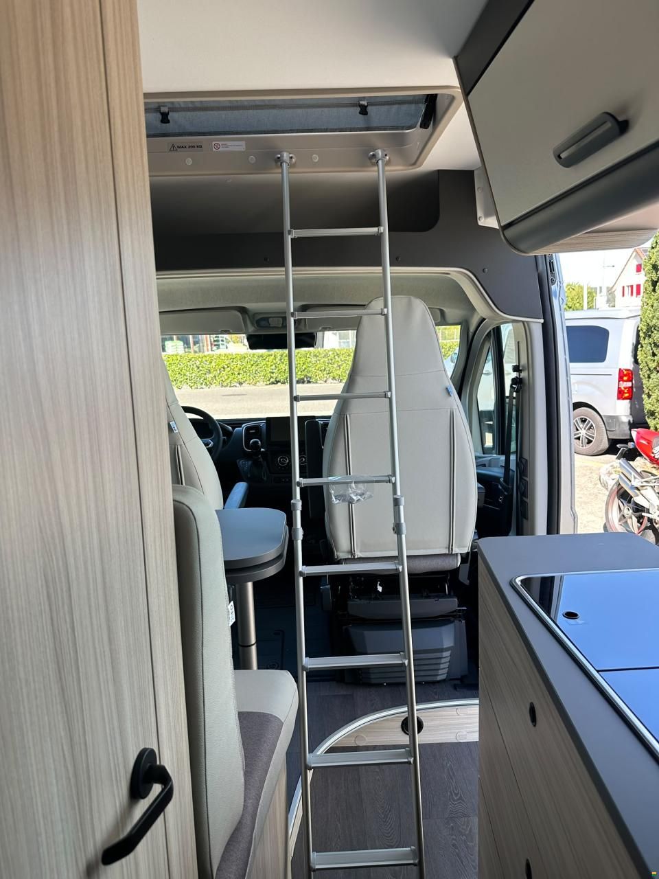 Sun Living V 65GX TP 20ED Special Edition