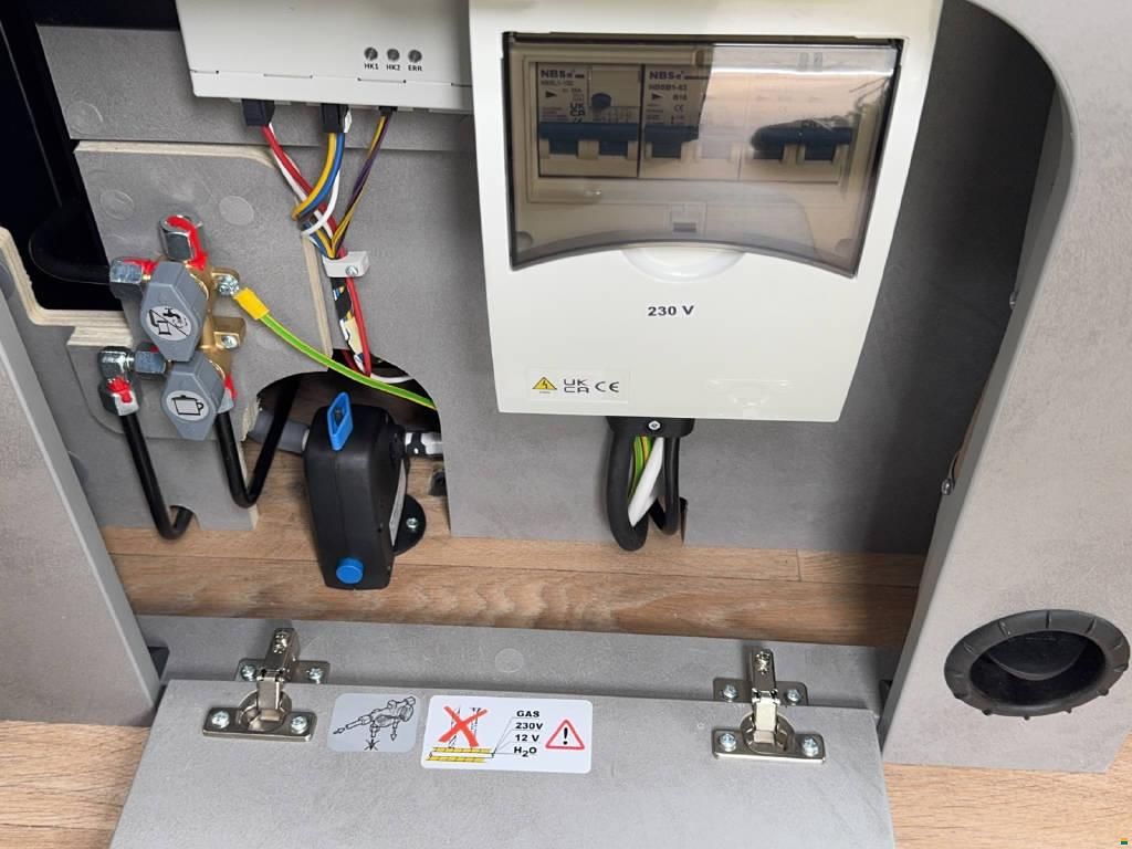 Crosscamp 5.4 DF 3.5t 2.2BlueHDi 140