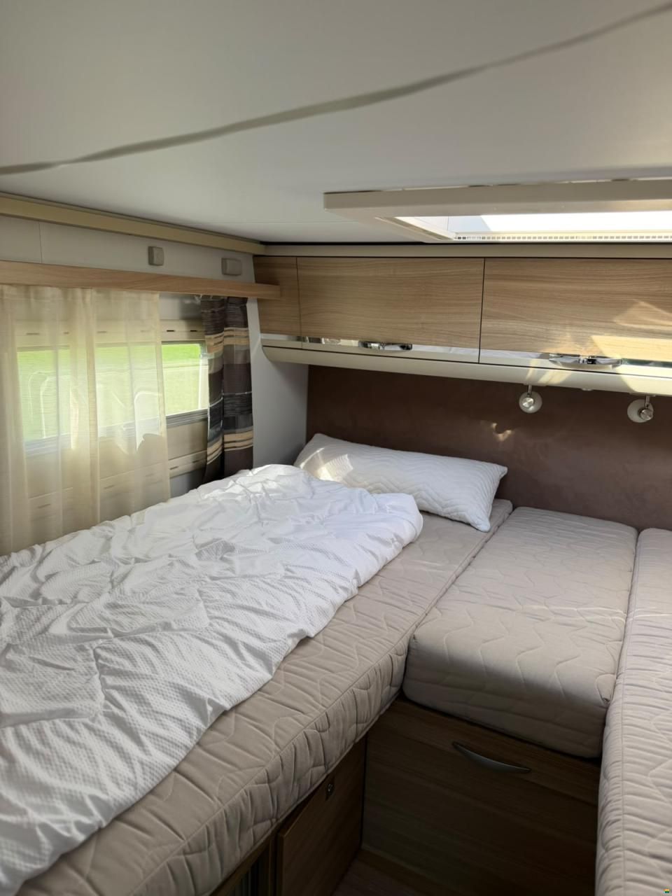 Adria Coral Plus S670 SL