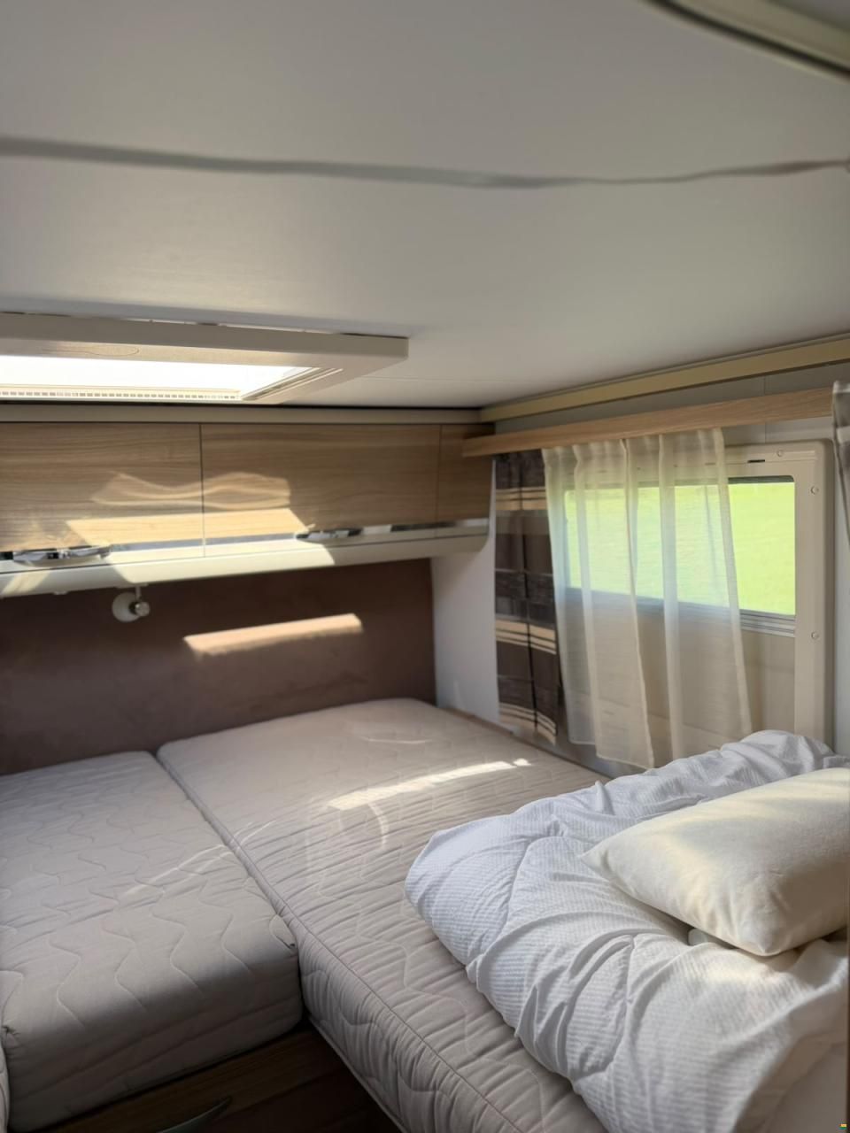 Adria Coral Plus S670 SL