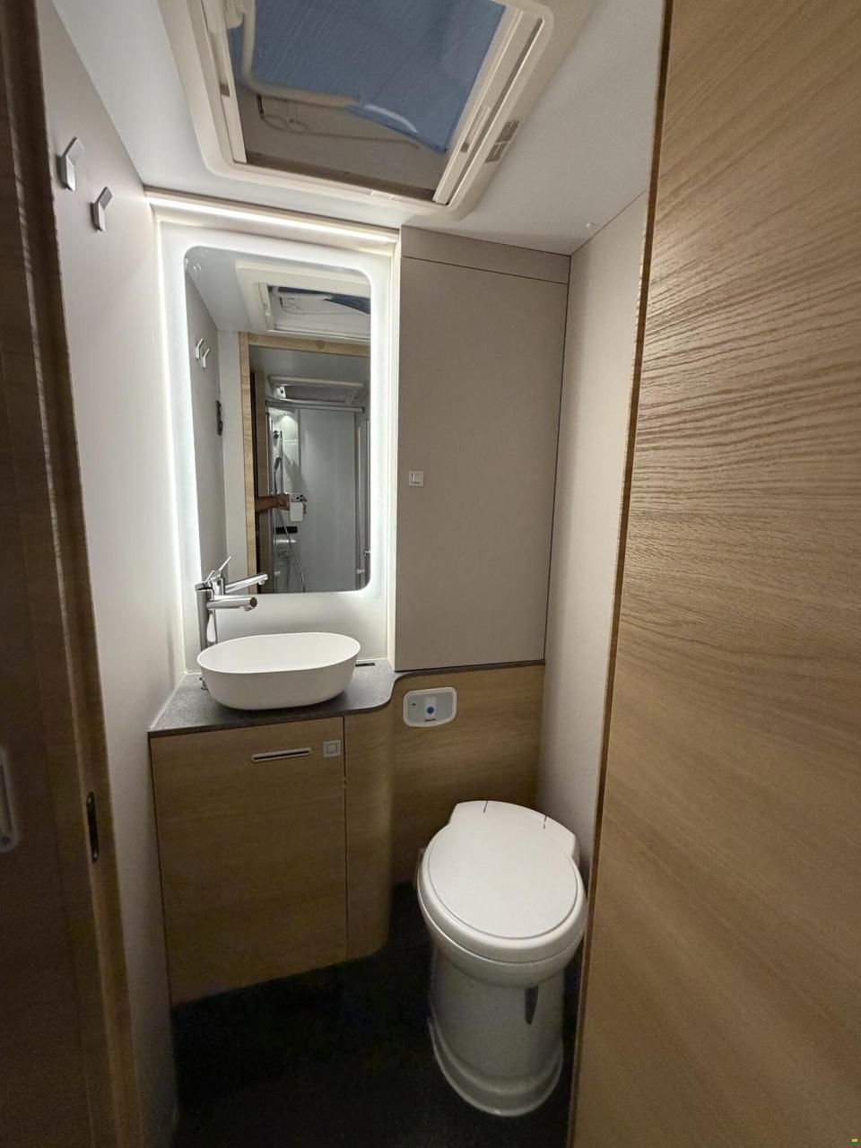 Adria Matrix Select 670 DL